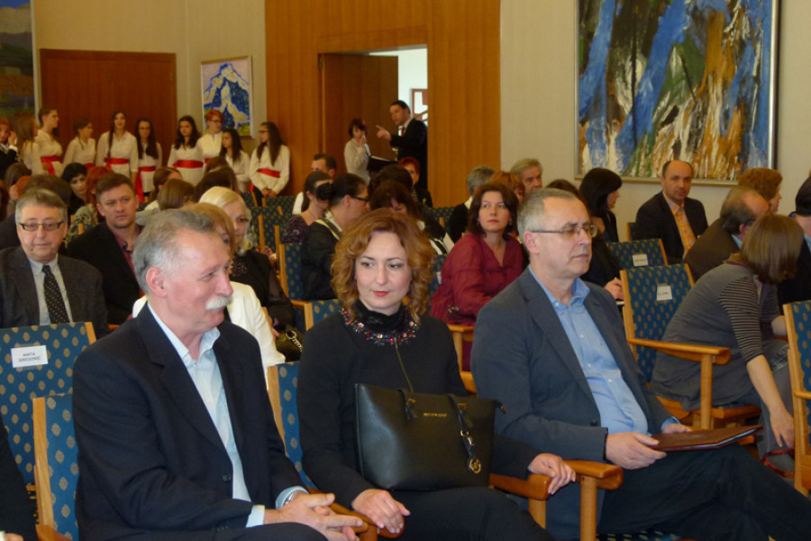Osnovnoškolski voditelji županijskih stručnih vijeća glazbene i likovne kulture kod dr. Ive Josipovića