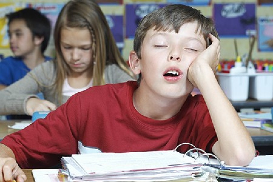 Spas za učenike i roditelje: školarci bi na nastavu trebali najranije u 9 sati?